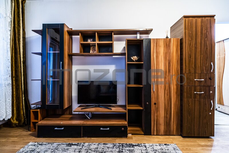 Piata Veteranilor, apartament deosebit, bloc stradal, reabilitat, bucatarie 10 mp