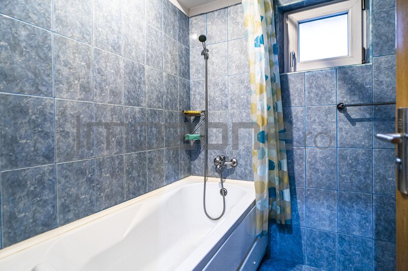 Piata Veteranilor, apartament deosebit, bloc stradal, reabilitat, bucatarie 10 mp